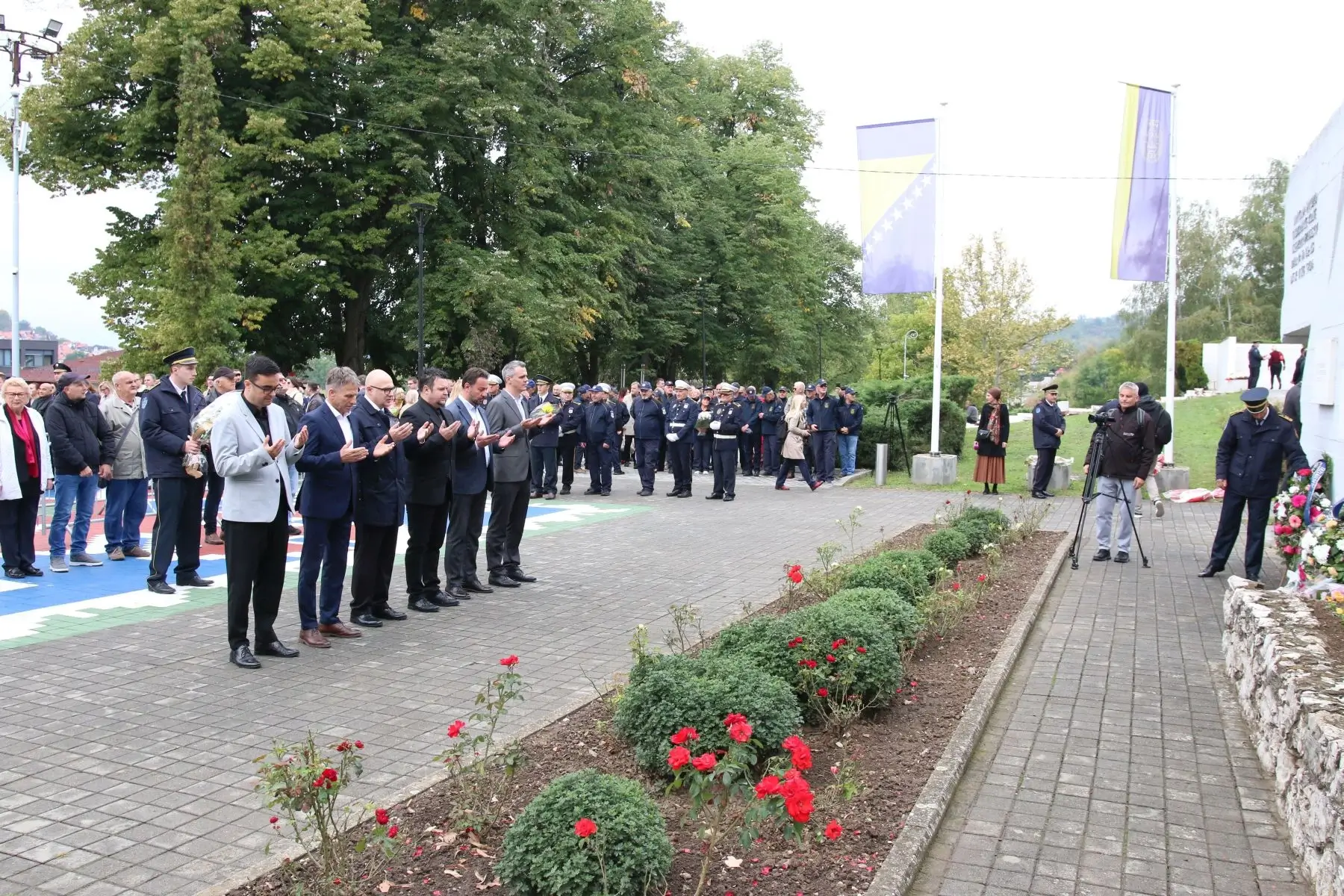 Delegacija Vlade TK obilježila 82. godišnjicu oslobođenja Tuzle