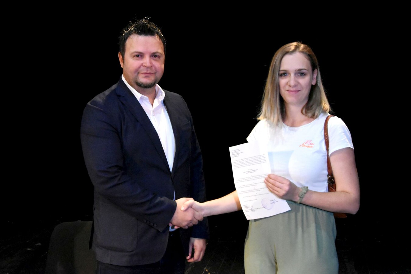 1756382419_68b044d35f743