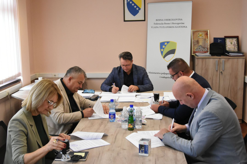 Za rješavanje problema vodosnabdijevanja i regulisanja vodotoka u 3 lokalne zajednice izdvojeno 843.000 KM