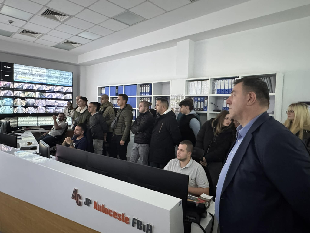 Učesnici 7. Kviza znanja posjetili kontorlini centar JP „Autoceste Federacije BiH“ u Zenici