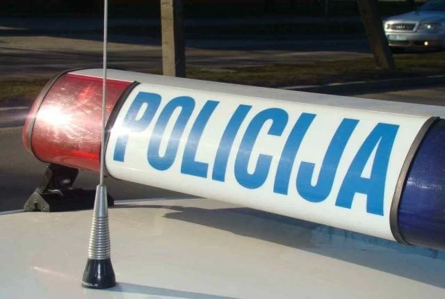 PU/PS Gradačac  – Nesavjesnom vozaču izdat prekršajni nalog