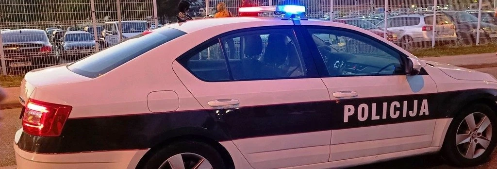 Uprava policije - rasvjetljena krivična djela i otkriveni maloljetni počinioci lažnih dojava o postavljenim eksplozivnim napravama u Lukavcu